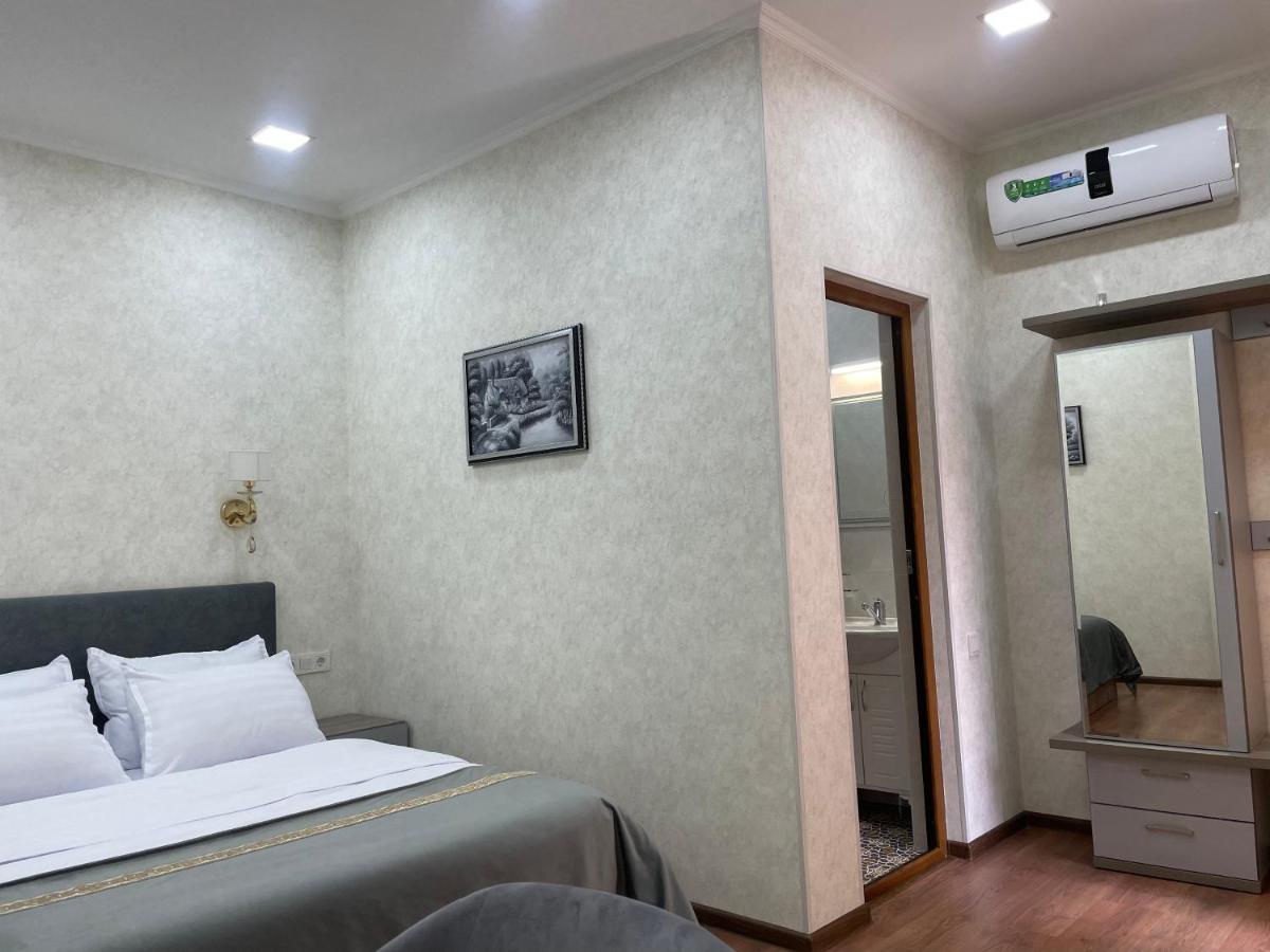 Registon Saroy Hotel Samarkand Exterior photo